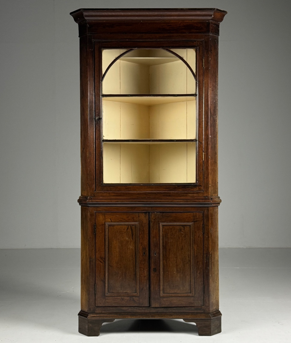 Corner Oak Wardrobe, Circa 1800