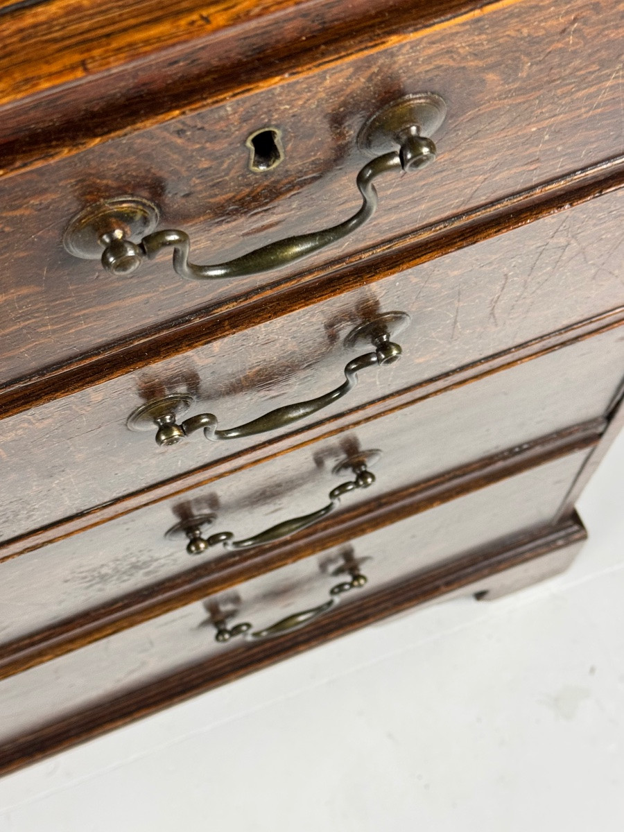 English Oak Chest Of Drawers, Circa 1780-photo-1