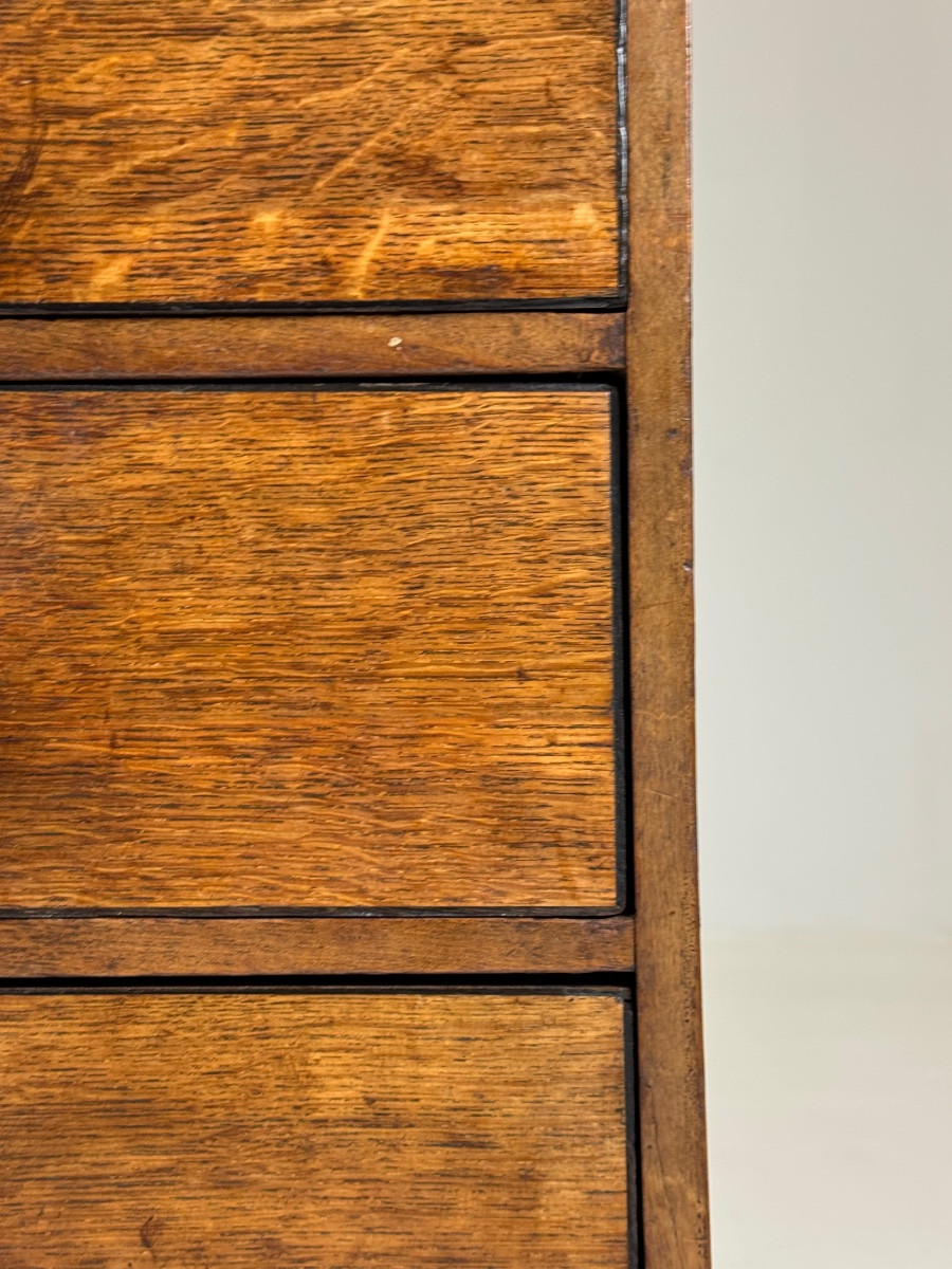 Antique English Chest Of Drawers, Circa 1800-photo-2