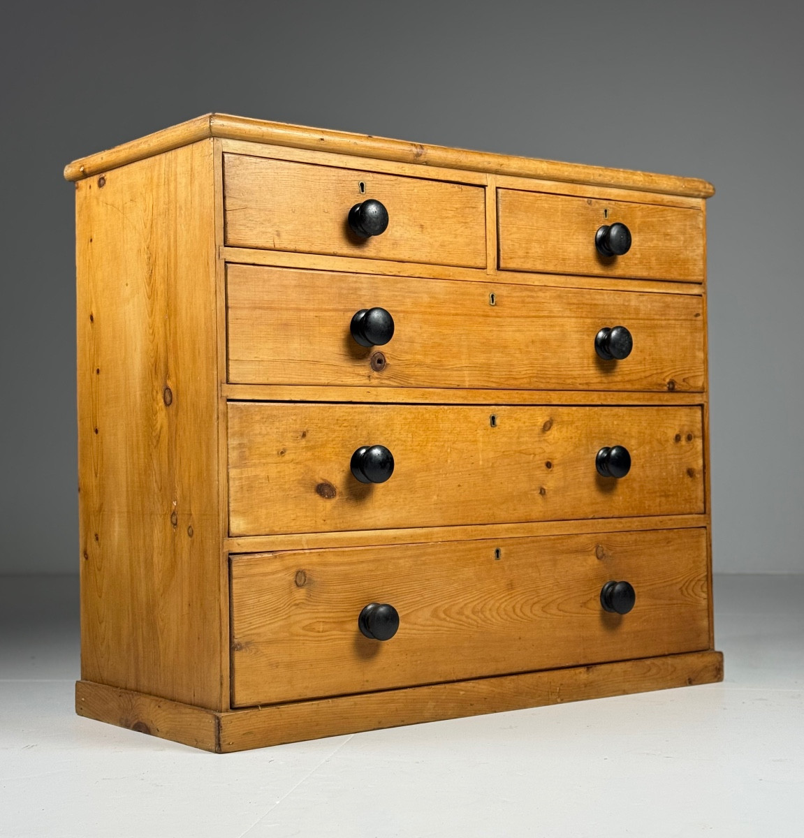 19th Century English Pine Chest Of Drawers