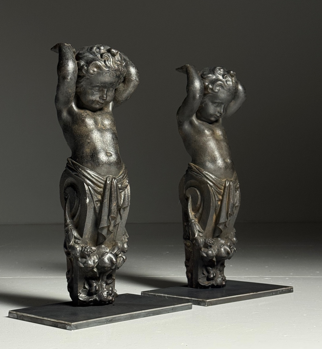 Lot de 2 anges en fonte du XIXe siècle