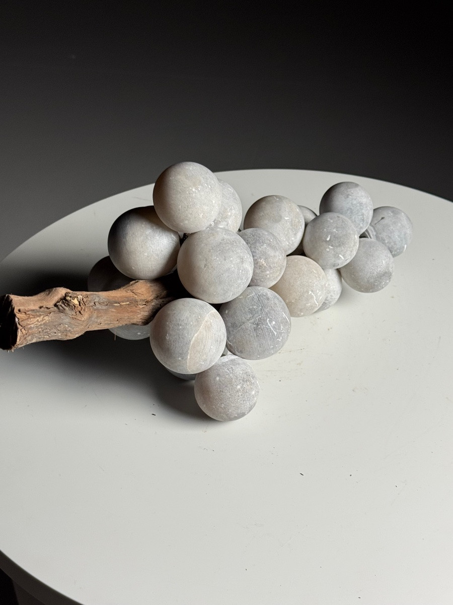 Bunch Of Alabaster Gray Grapes-photo-3