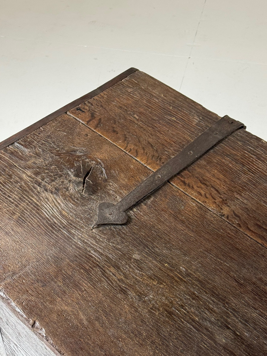 17th-century Stollentruhe Chest-photo-2
