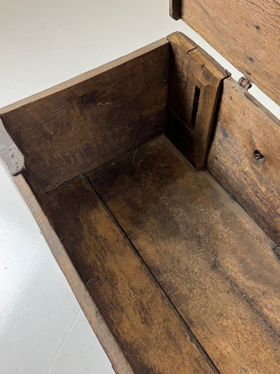17th-century Stollentruhe Chest-photo-5