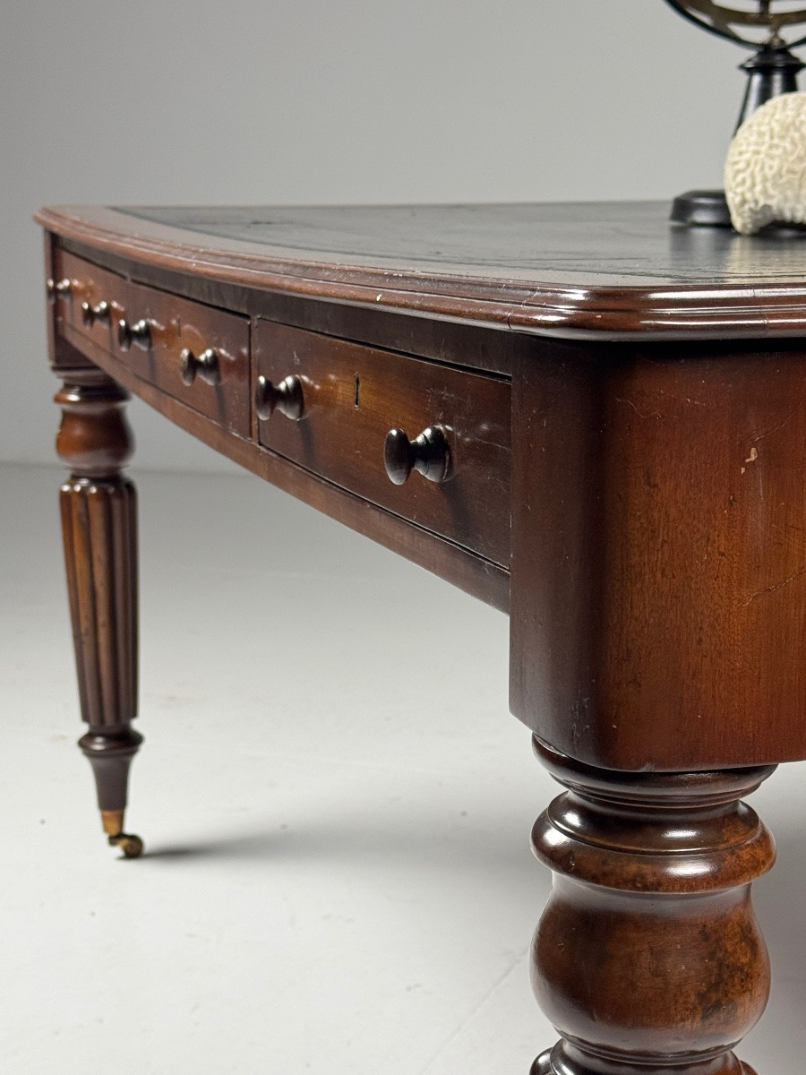 English Mahogany Desk, Circa 1900-photo-2