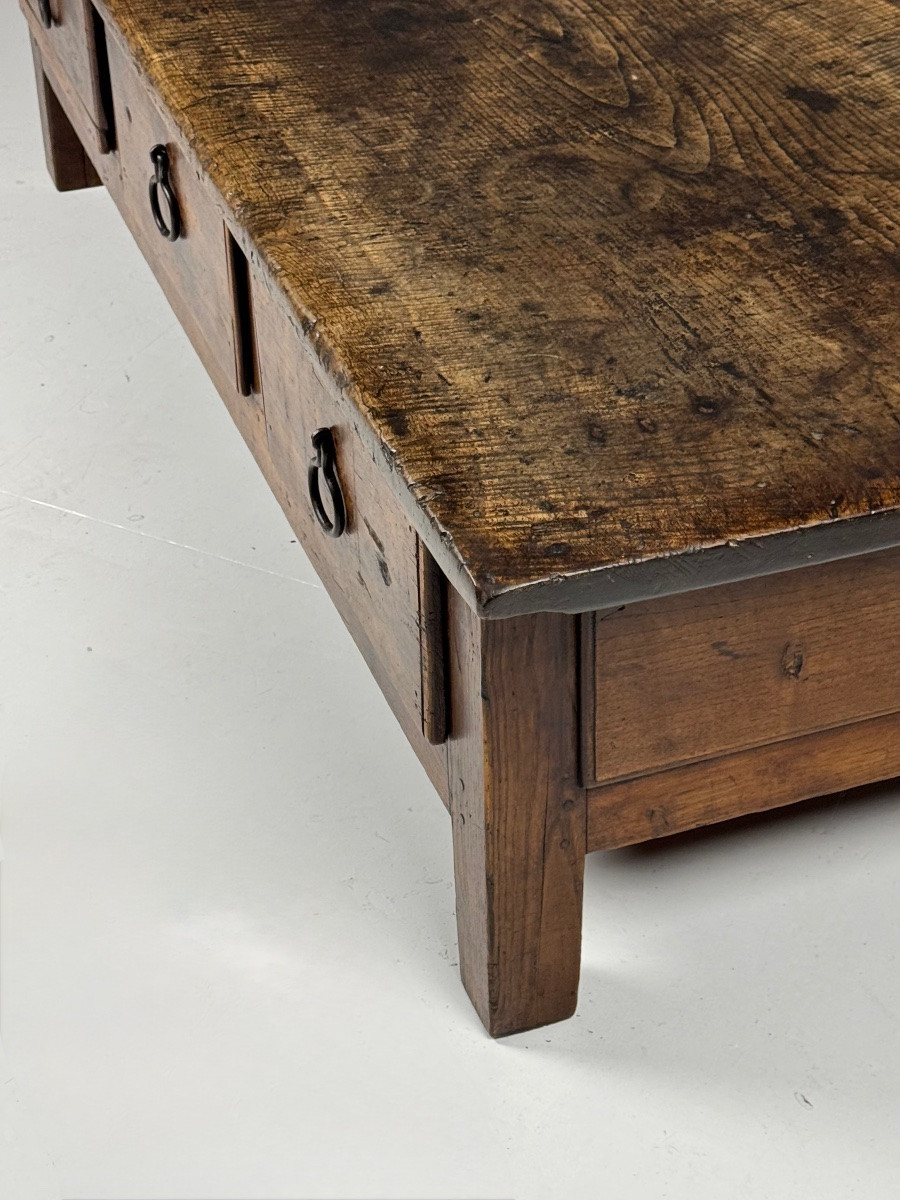 Table basse espagnole du XVIIIe siècle-photo-2