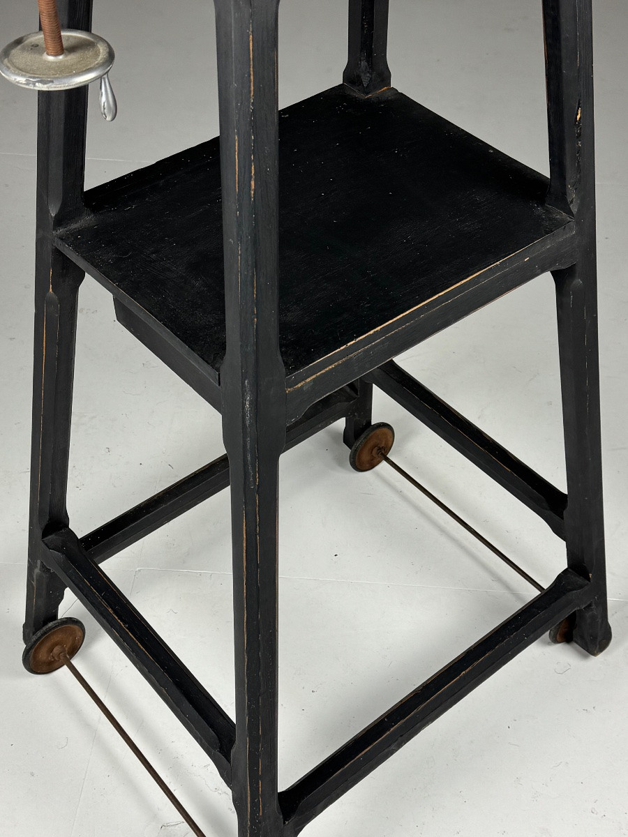 Colonne standard pour sculpture, noire-photo-1