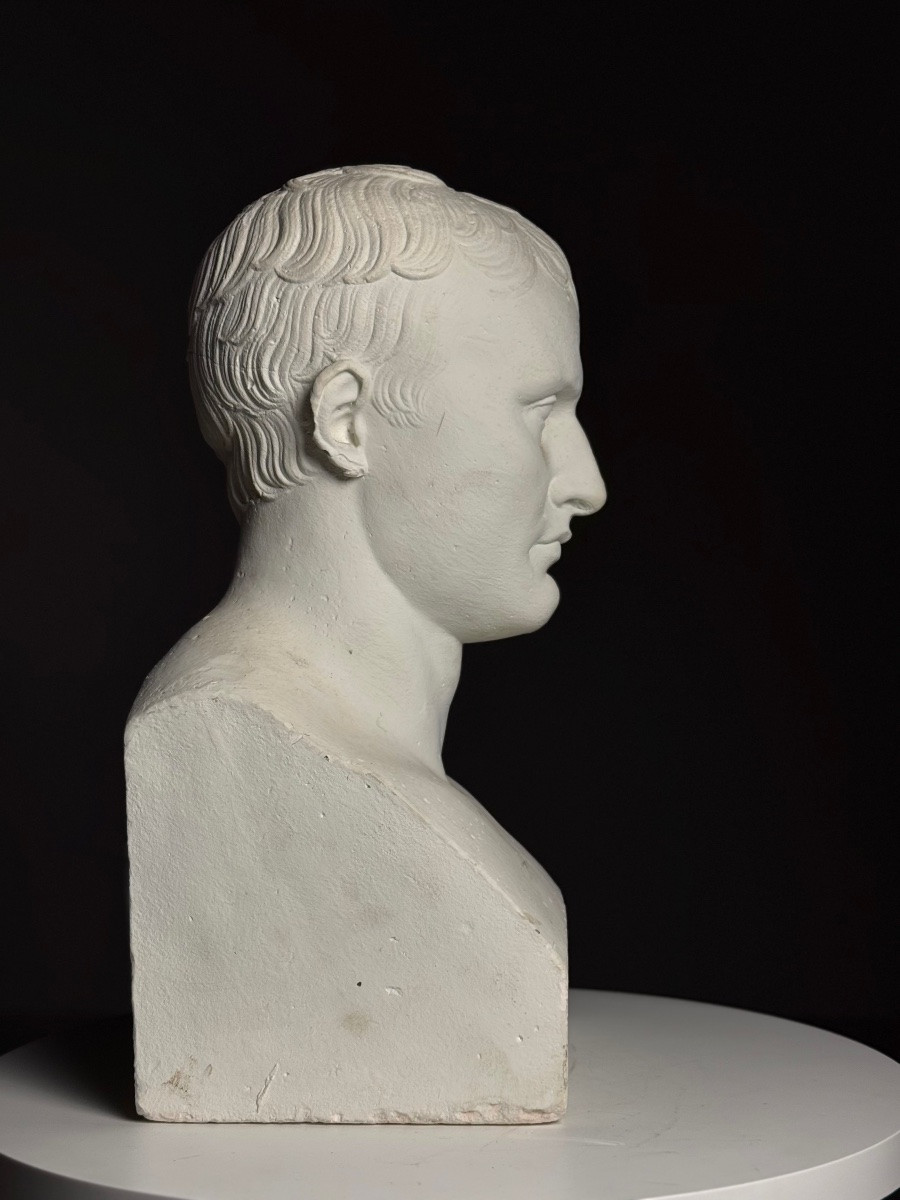 Buste en plâtre de Napoléon datant de la fin du XXe siècle-photo-4