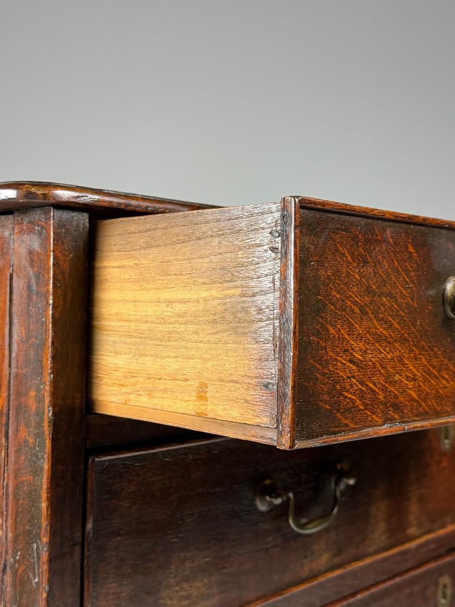 18th Century English Chest Of Drawers-photo-3