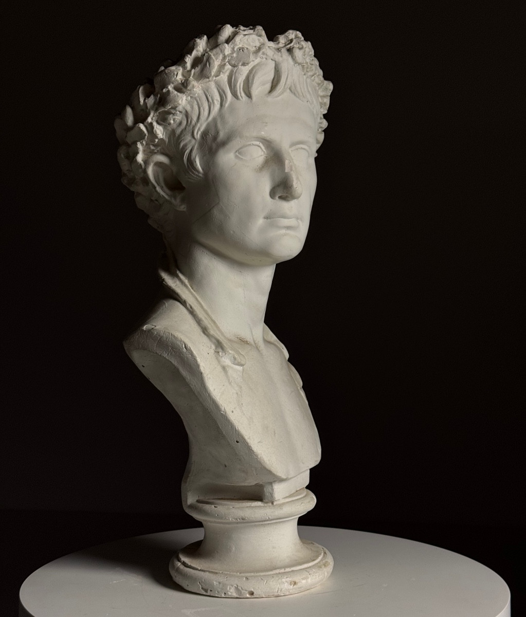 Buste en plâtre de l'empereur Auguste 