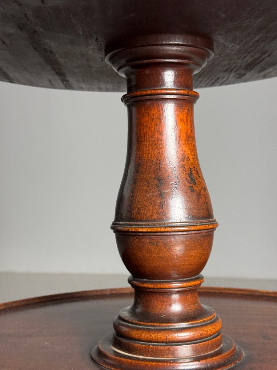 19th Century English Mahogany Tripod Shelf-photo-4