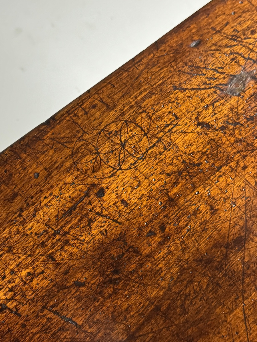 Table espagnole du XVIIIe siècle-photo-2