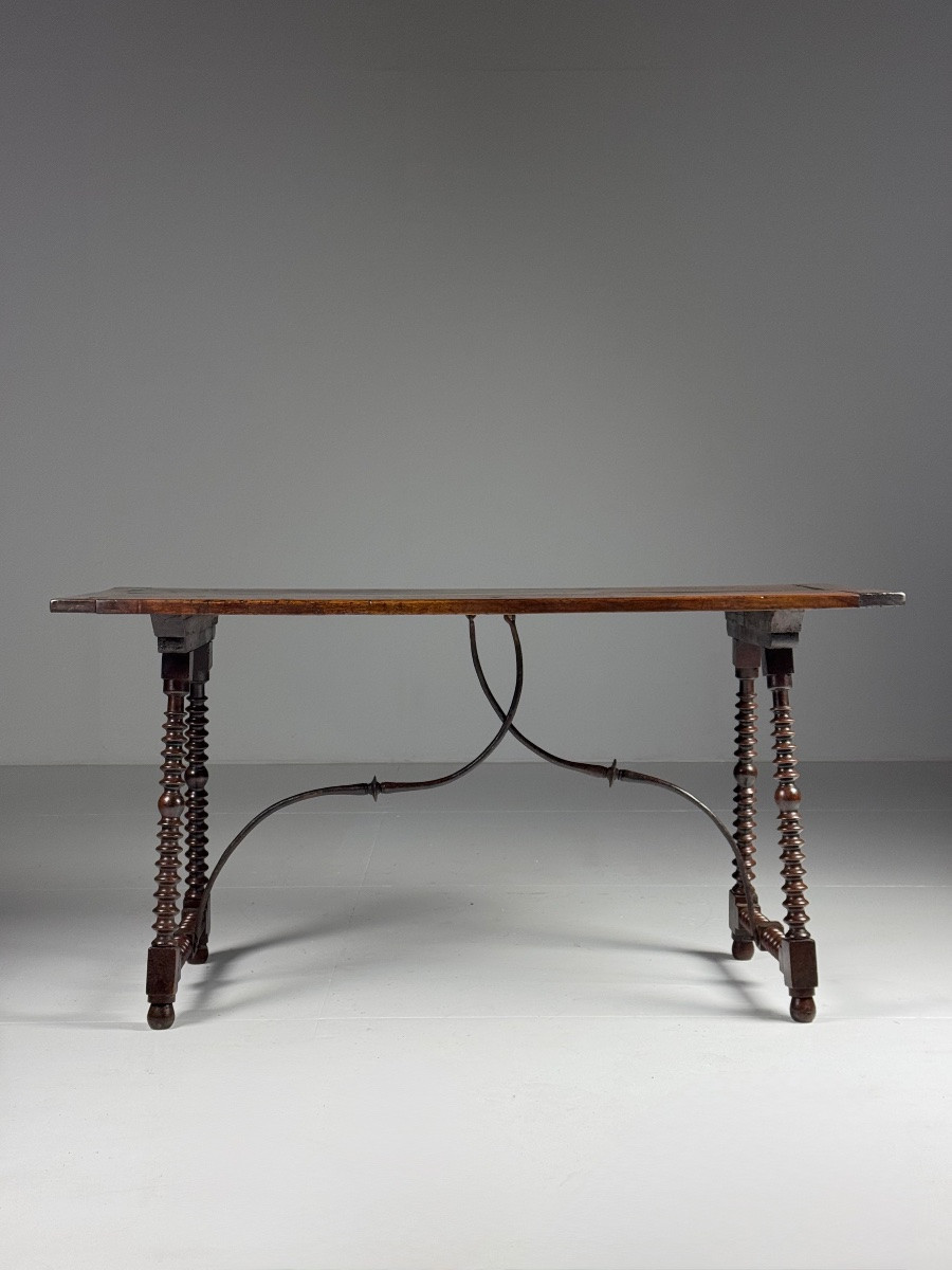 Table espagnole du XVIIIe siècle-photo-4