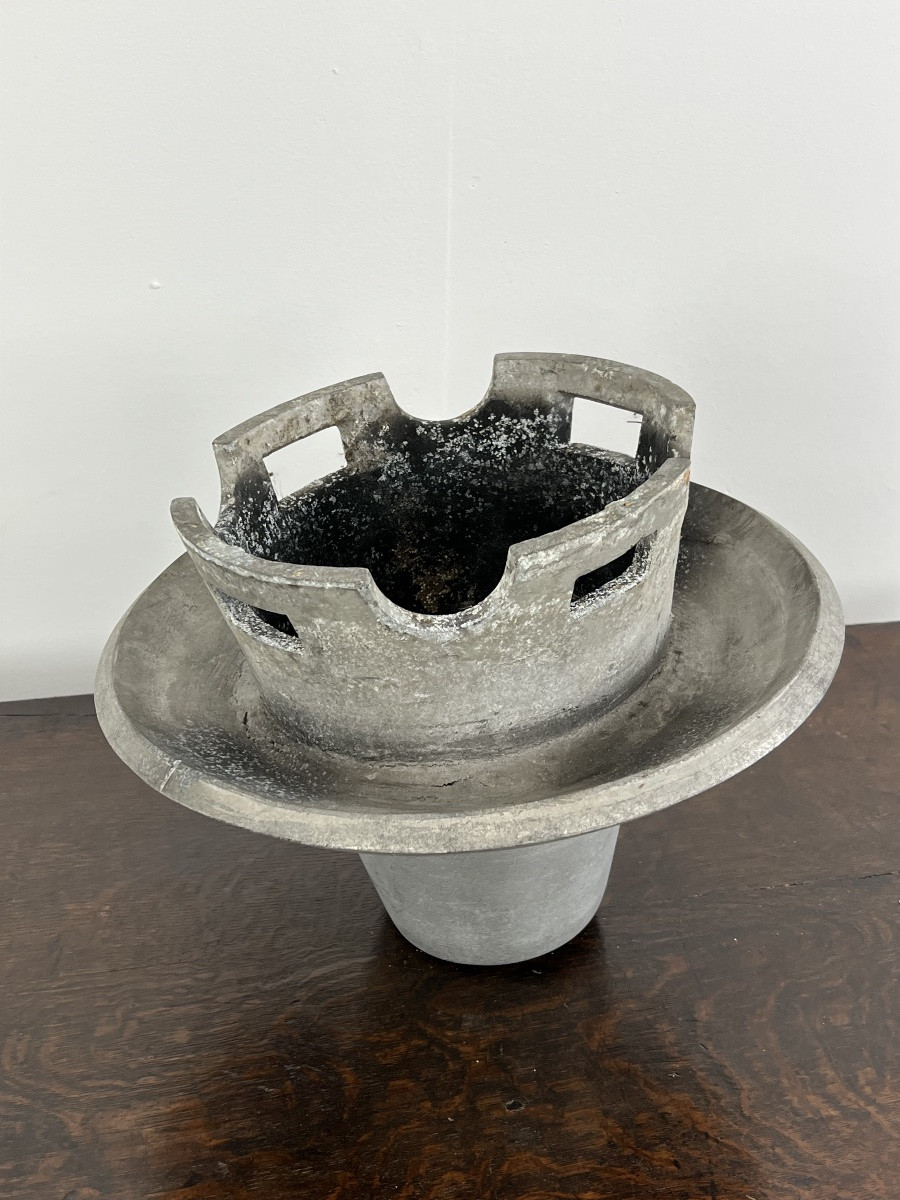 Vintage Aluminum Hat Mold-photo-4