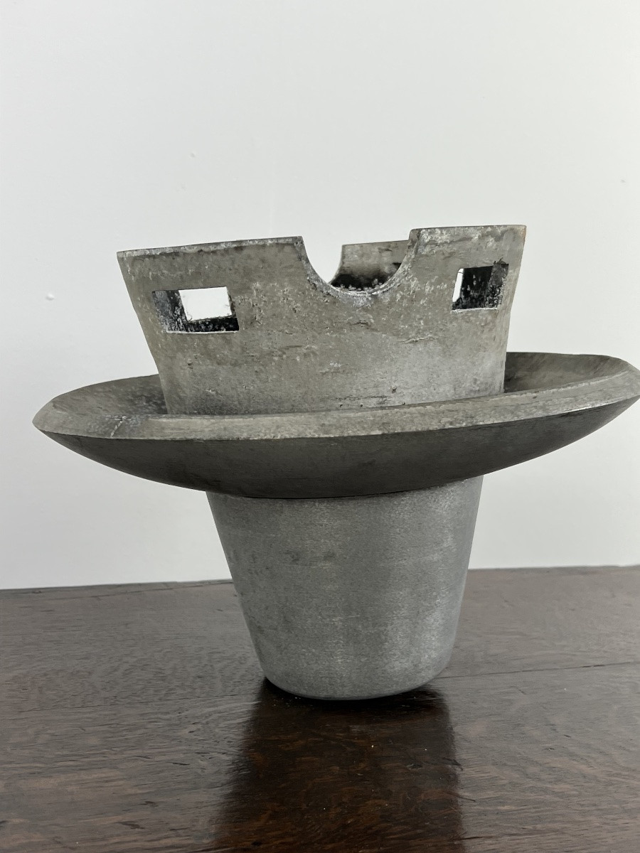 Vintage Aluminum Hat Mold-photo-4