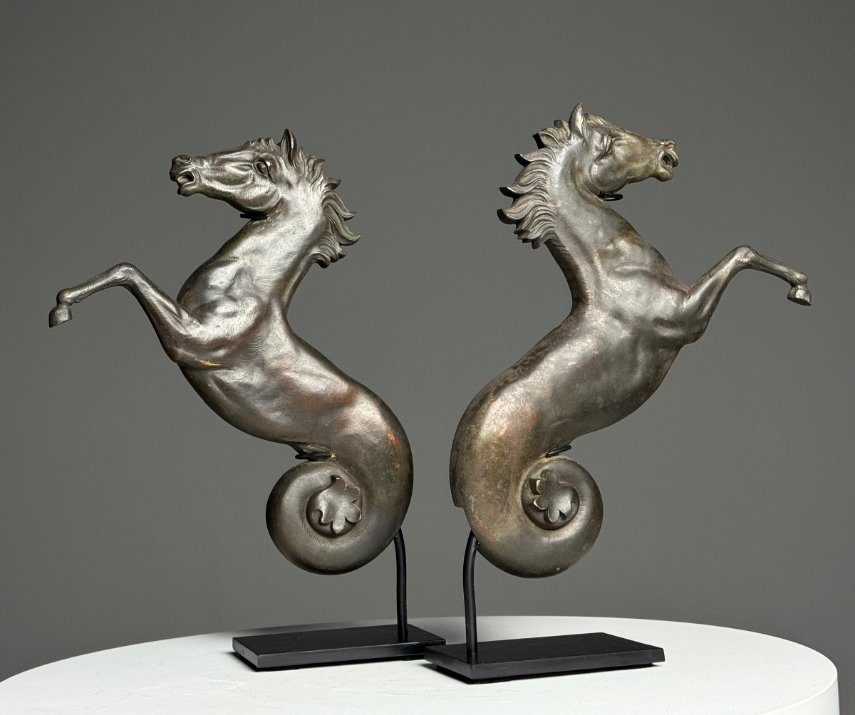 Set Of 2 Bronze Seahorses