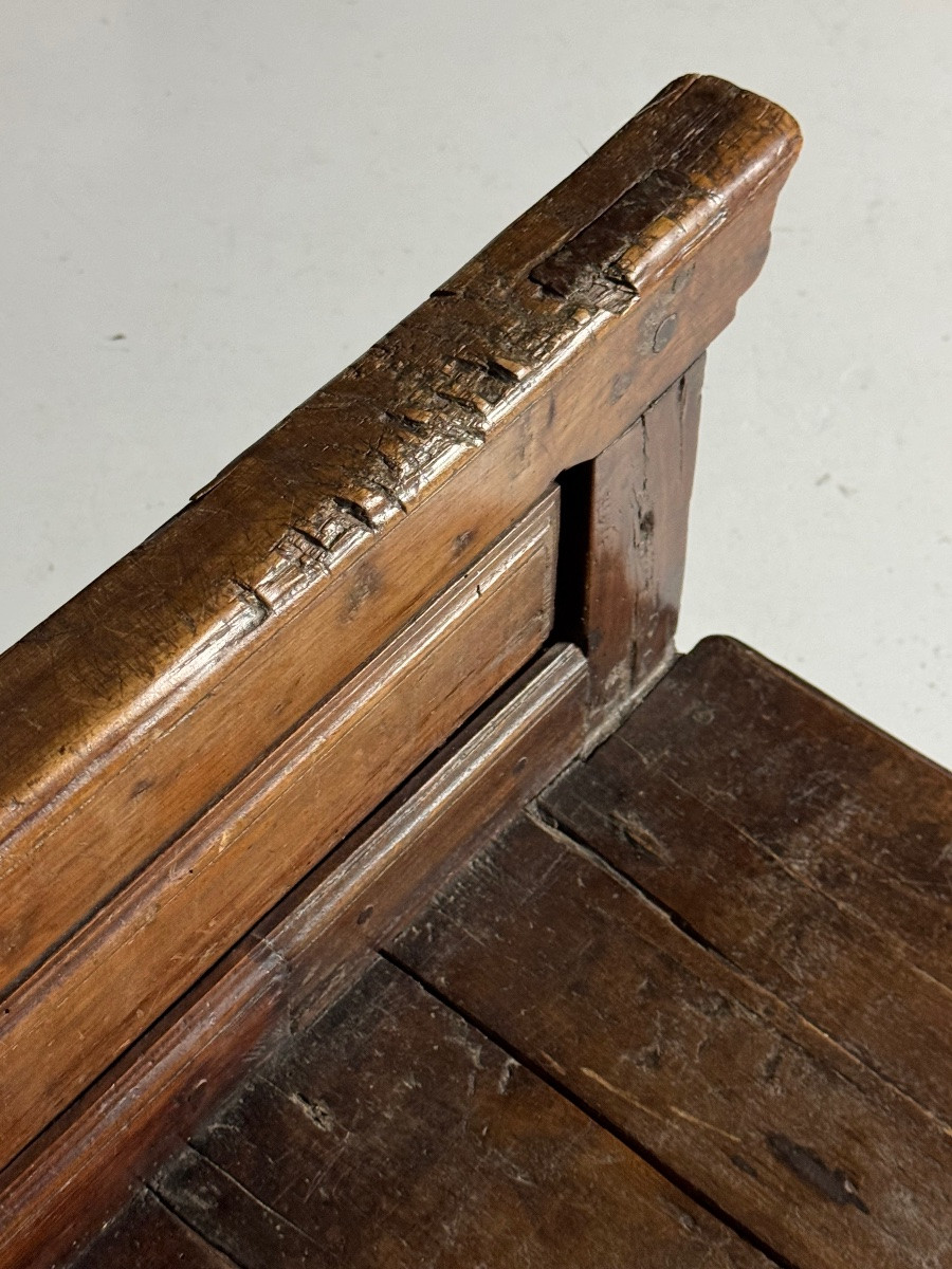18th-century Spanish Bench-photo-1