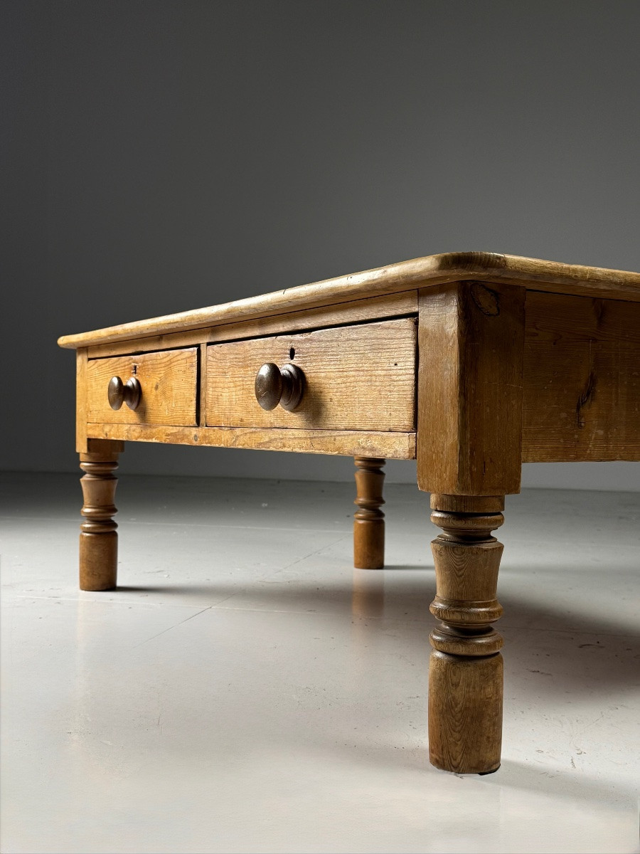 Table basse anglaise en pin, XIXe siècle-photo-1