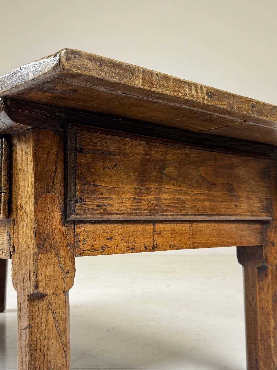 Table basse espagnole du XVIIIe siècle-photo-2