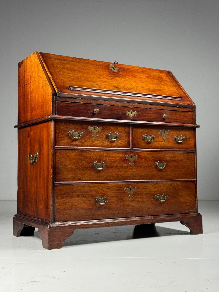 18th-century English Teak Secretary-photo-3