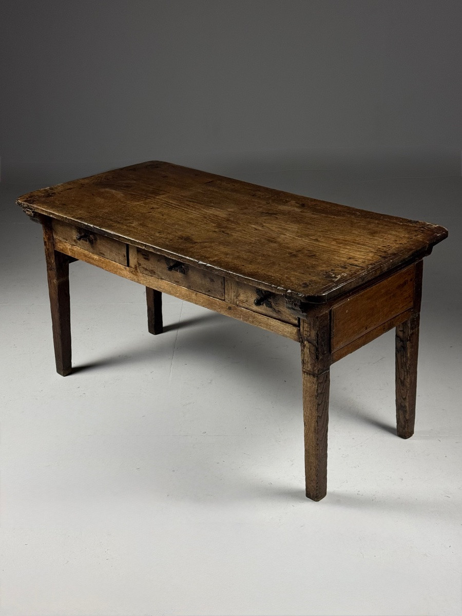 18th-century Spanish Table-photo-4
