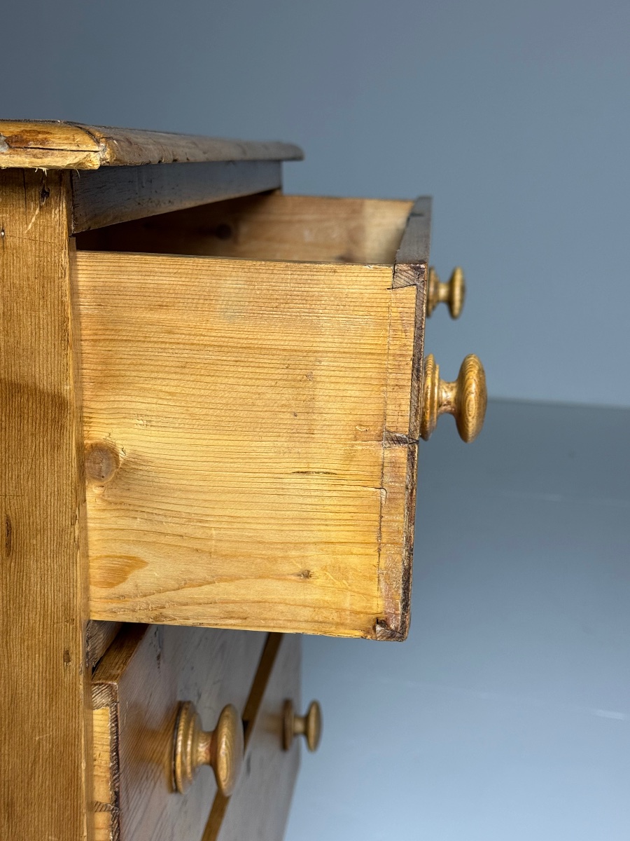 Commode en pin anglais du XIXe siècle-photo-3