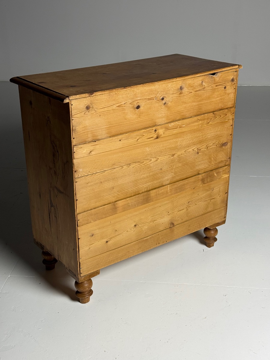 Commode en pin anglais du XIXe siècle-photo-6