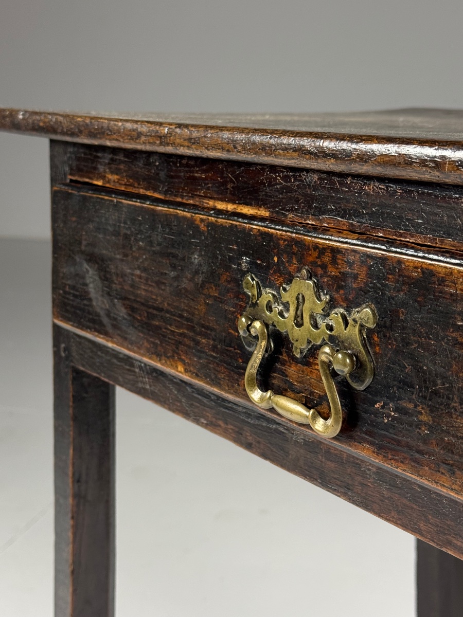 17th Century English Table-photo-2