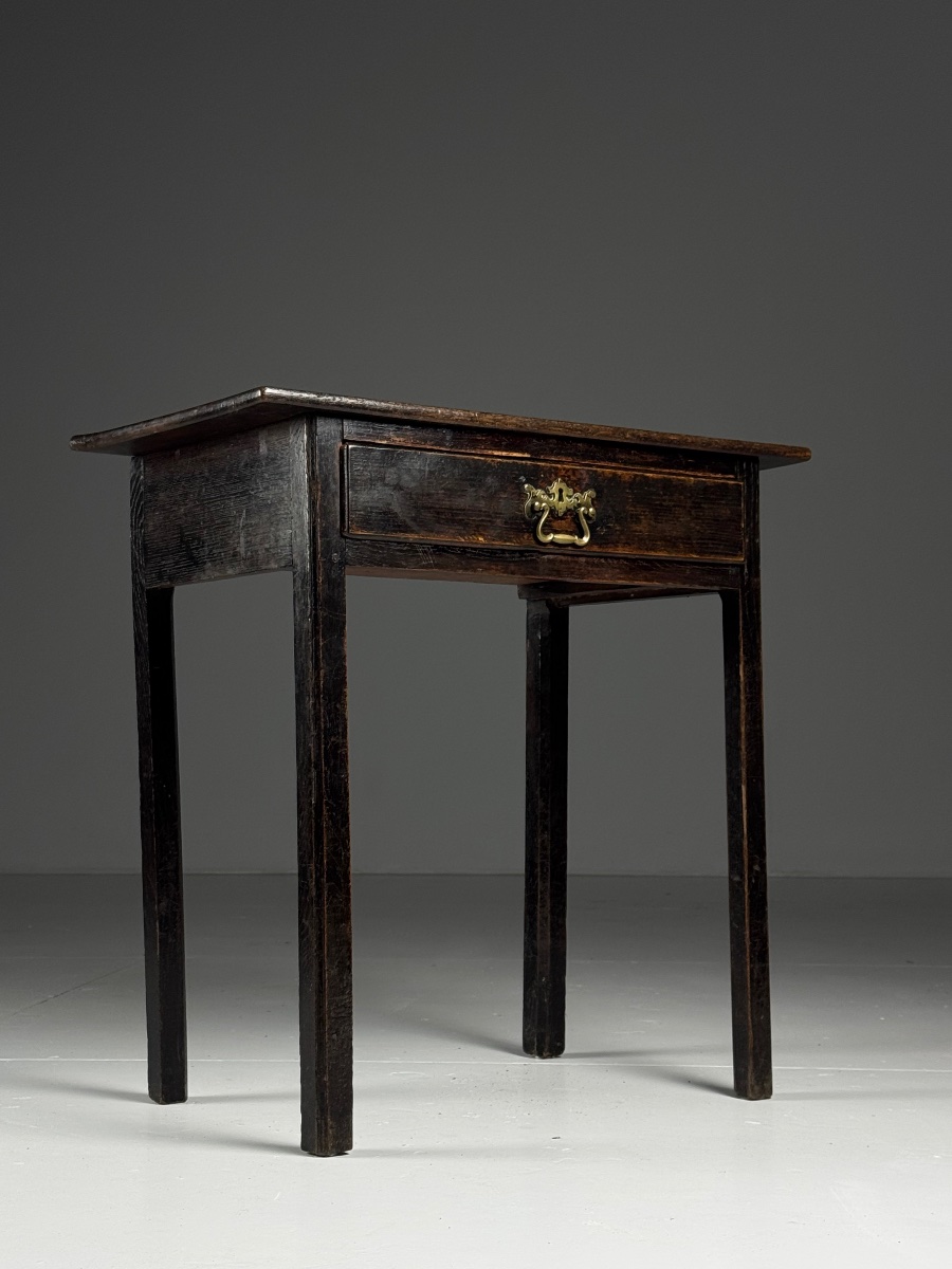 17th Century English Table-photo-3