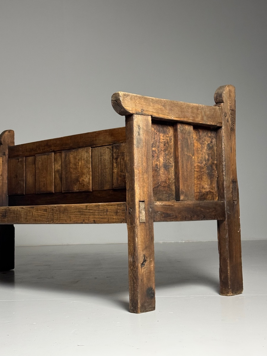Banc espagnol du XXe siècle-photo-2