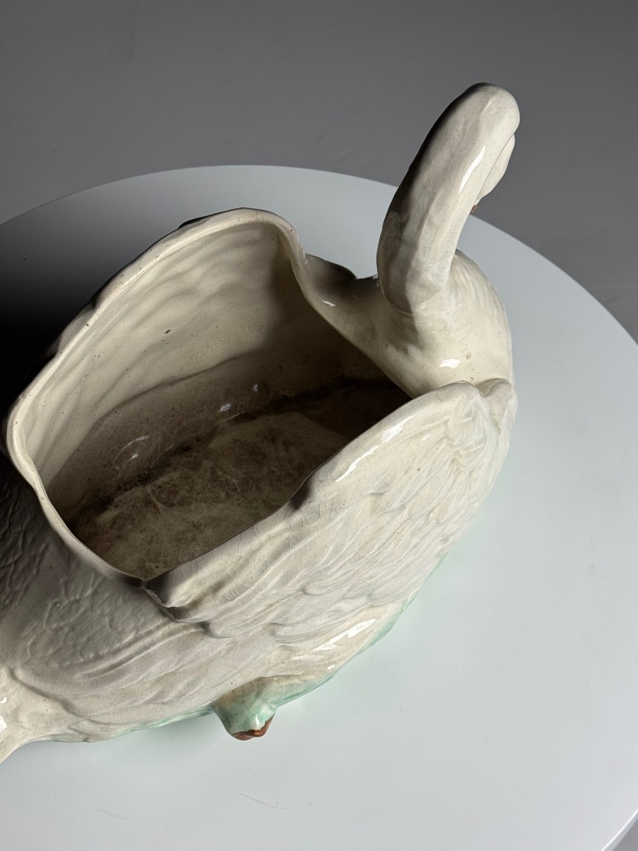 Vintage Swan-shaped Champagne Bucket-photo-7