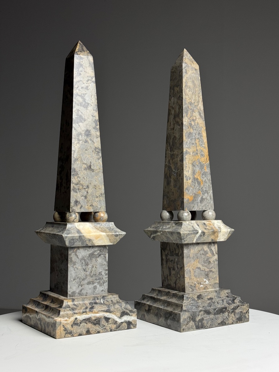 Set Of 2 Italian Obelisks From The 20th Century-photo-1
