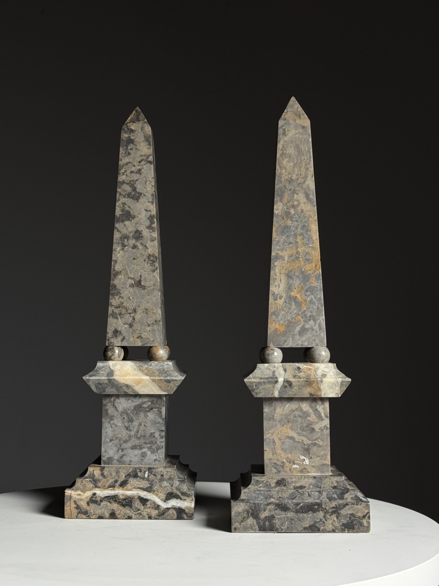 Set Of 2 Italian Obelisks From The 20th Century