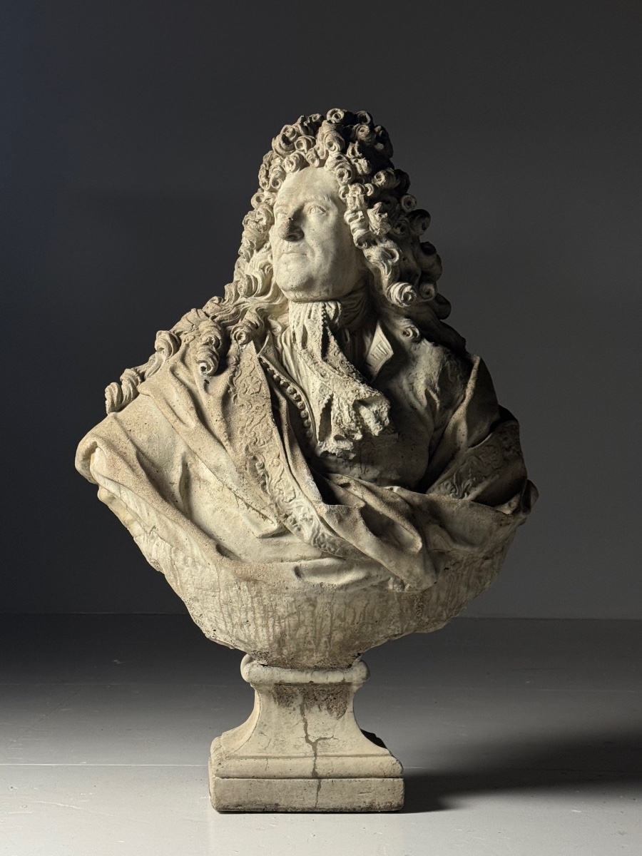 Énorme buste de Louis XIV en béton-photo-7