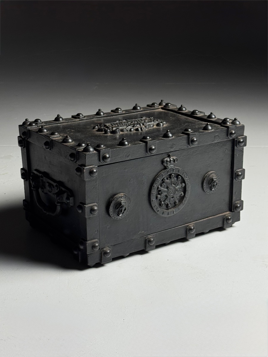19th-century Bauche Safe