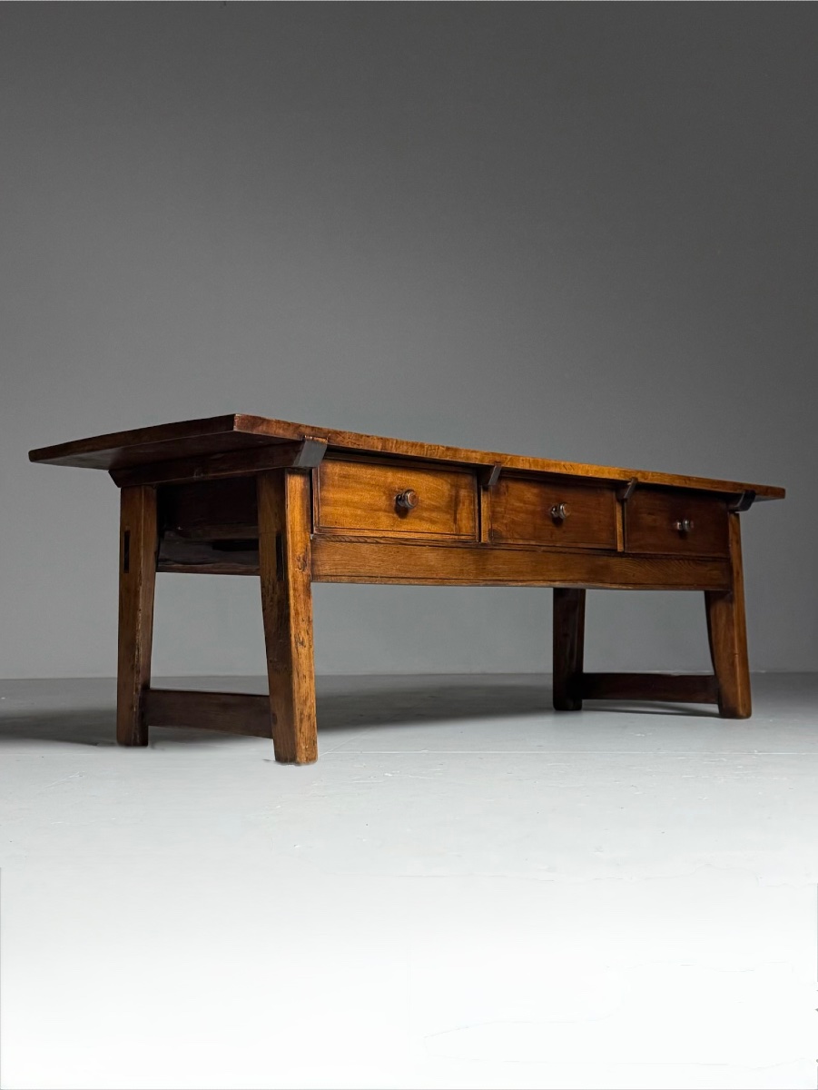 19th-century Spanish Coffee Table