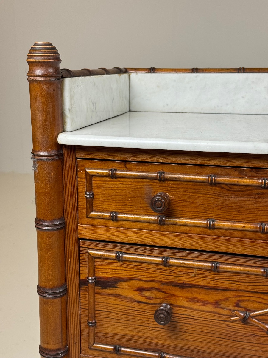 Faux Bamboo commode vers 1900-photo-2