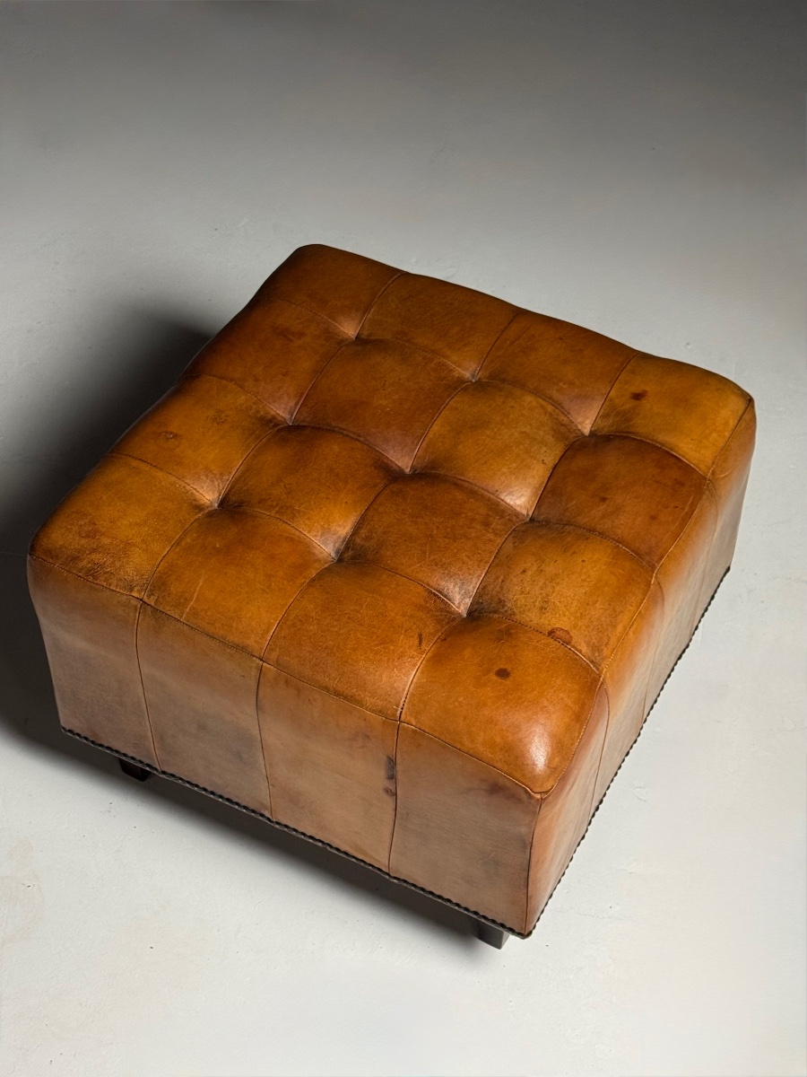 Pouf classique en cuir de mouton