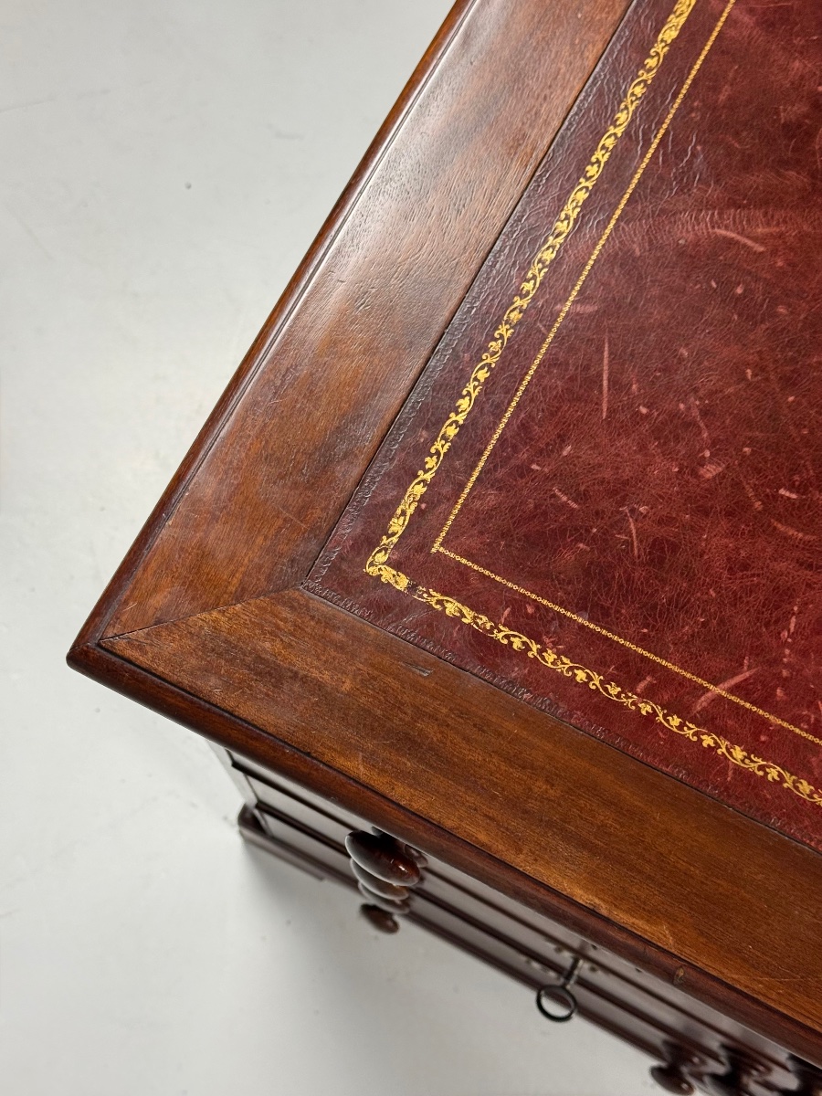 19th-century Mahogany Double Desk-photo-4