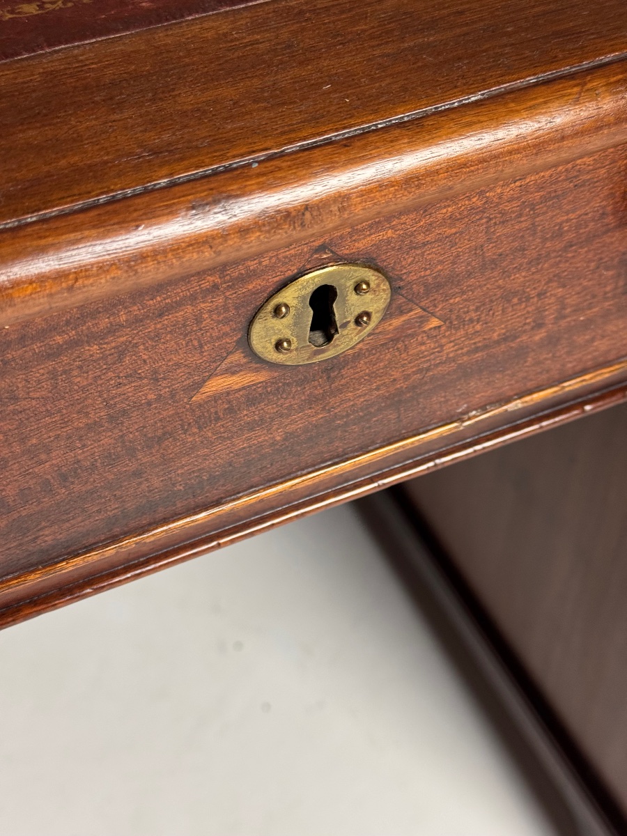 19th-century Mahogany Double Desk-photo-2