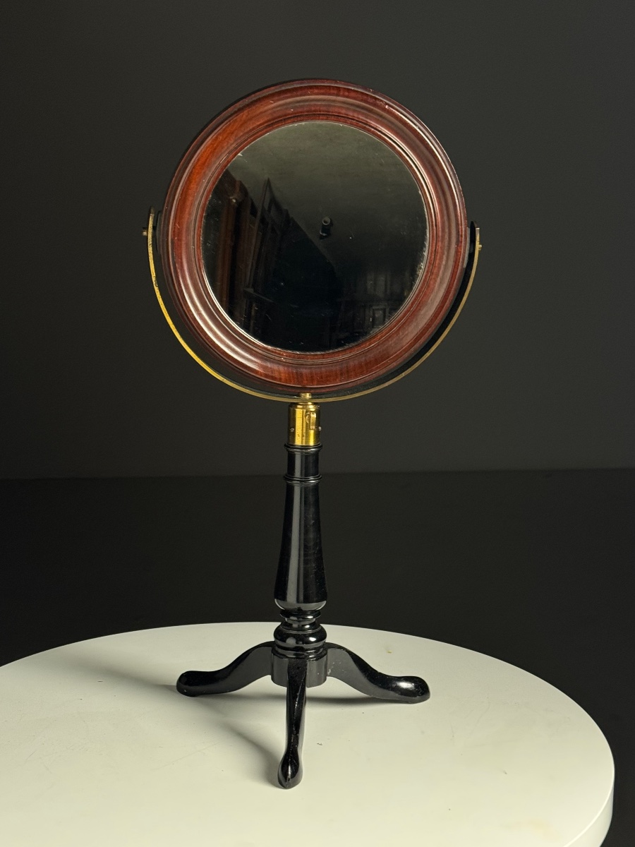 English Mahogany Makeup Mirror-photo-4