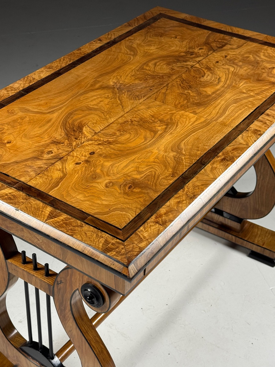 Bureau de style Biedermeier, XIXe siècle-photo-4
