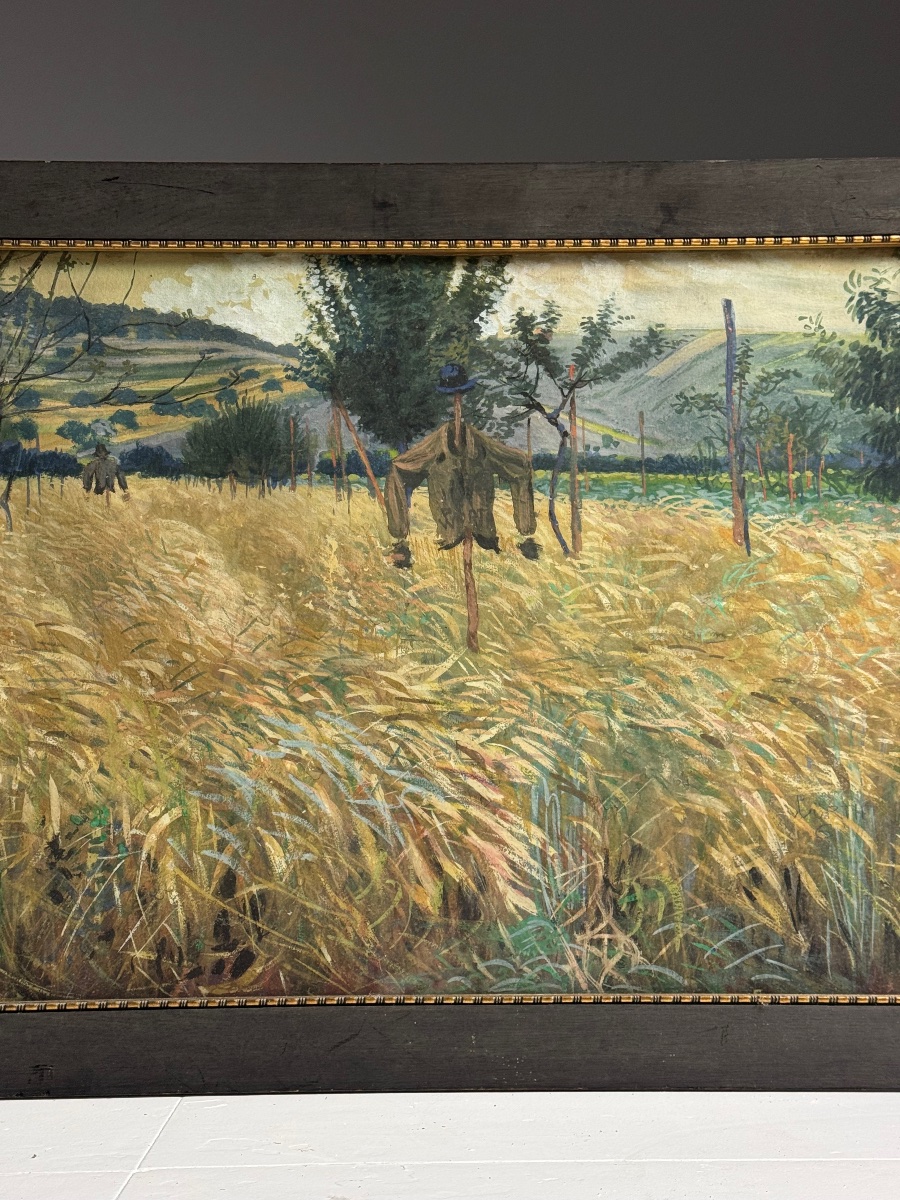 Champ de céréales avec des épouvantails dessinés à la craie-photo-4