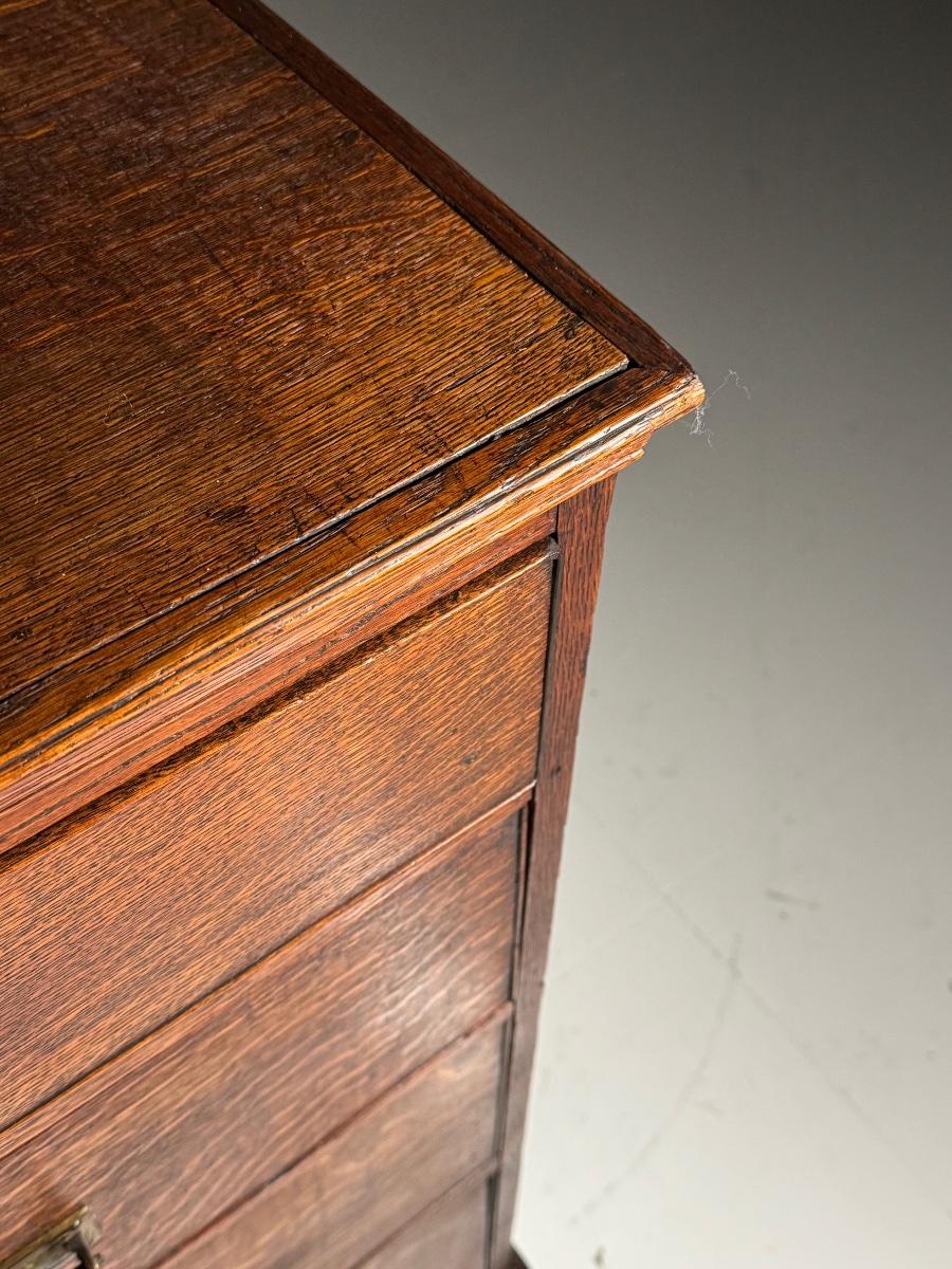 Commode en chêne du XIXe siècle-photo-5