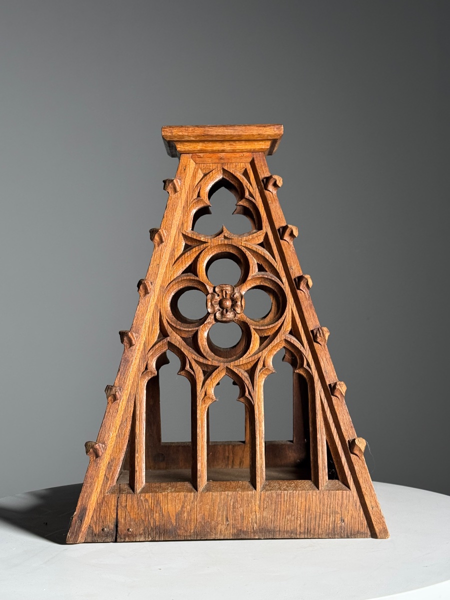 A Gothic-style Masterpiece-photo-5