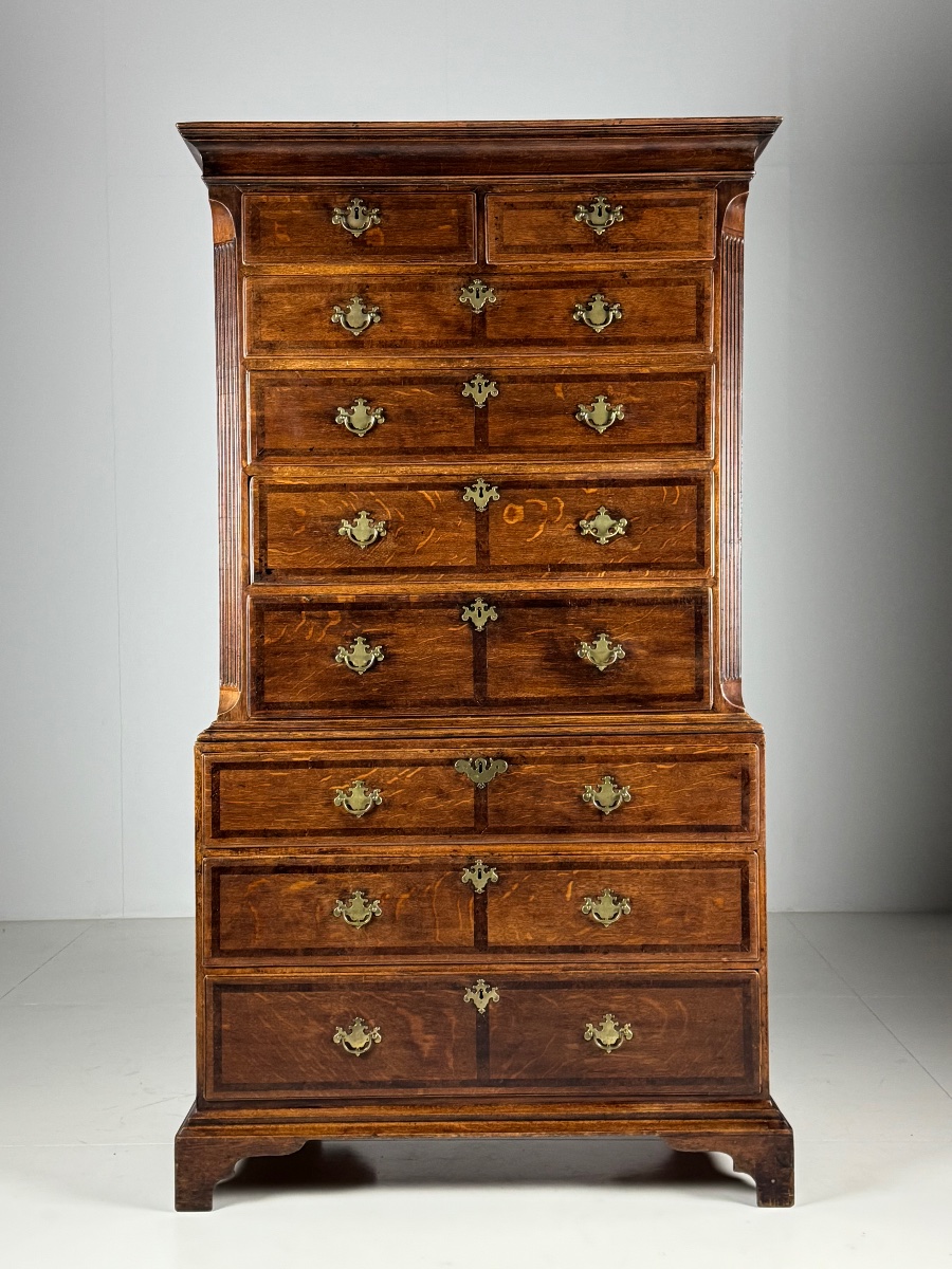 19th-century English Chest Of Drawers-photo-2