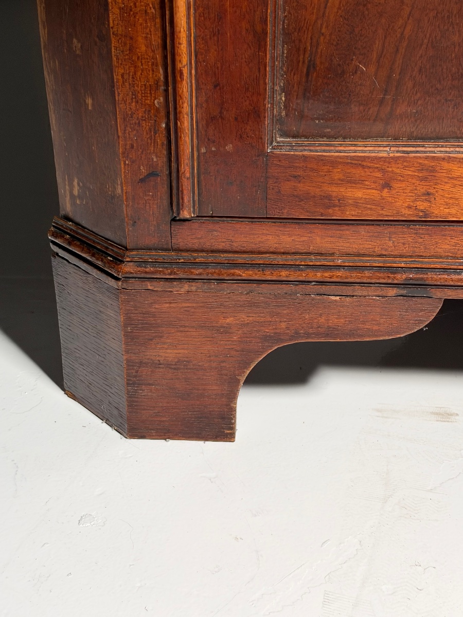 Small 19th-century English Corner Cabinet Made Of Mahogany-photo-2