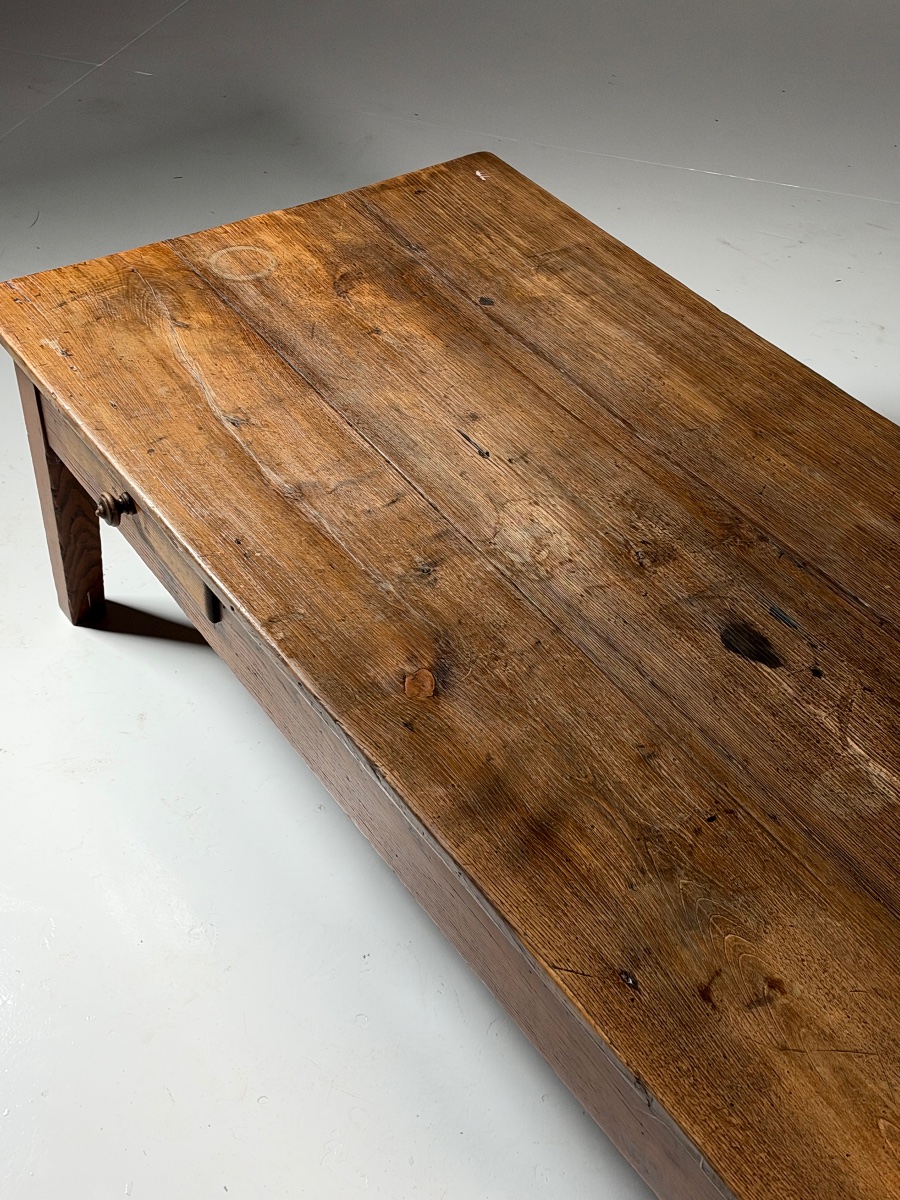 Table basse française du XIXe siècle en chêne-photo-1