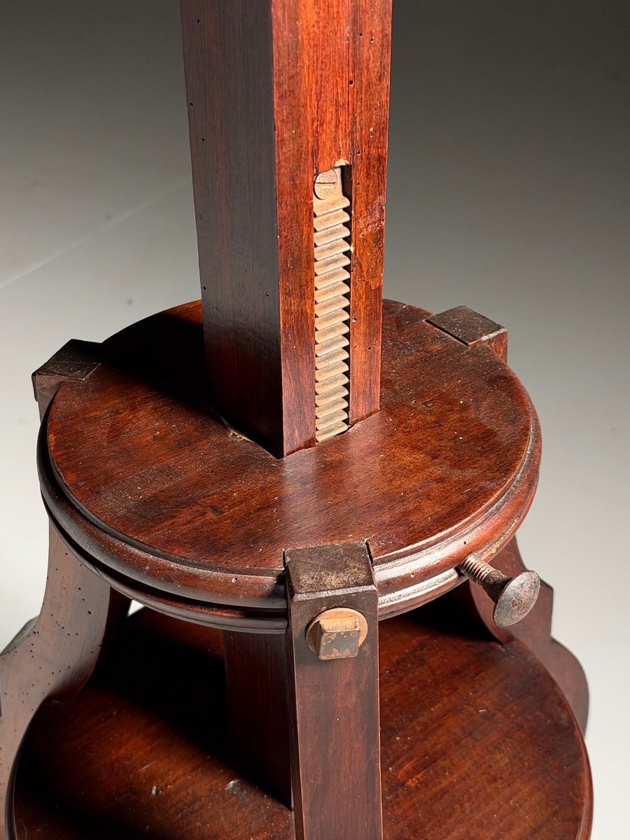 Mahogany Wood Sculpture Base-photo-3