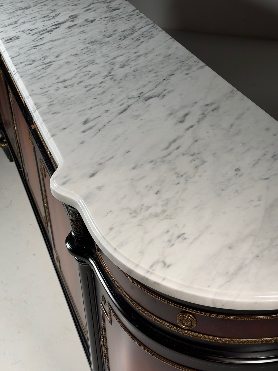 Buffet classique Louis XVI avec plateau en marbre-photo-1